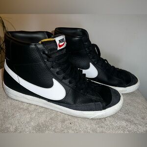 Nike Blazer Mid ‘77 vintage black and white